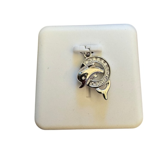 Elegant Silver Dolphin Pendant Moissanite